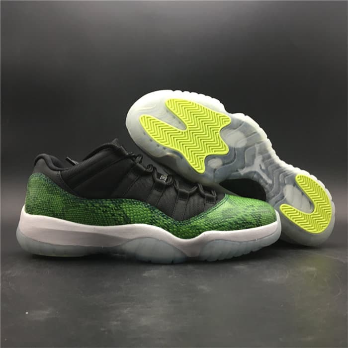 JRD 11 Retro Low Green Snakeskin 528895- 033