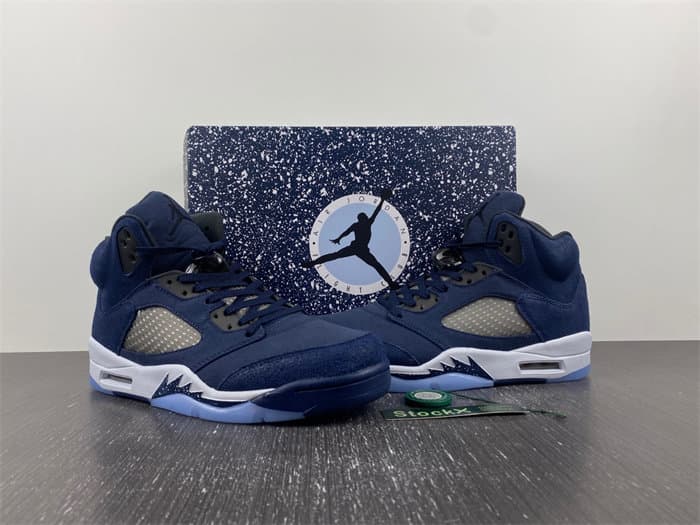 Air JRD 5 “Midnight Navy” FD6812-400