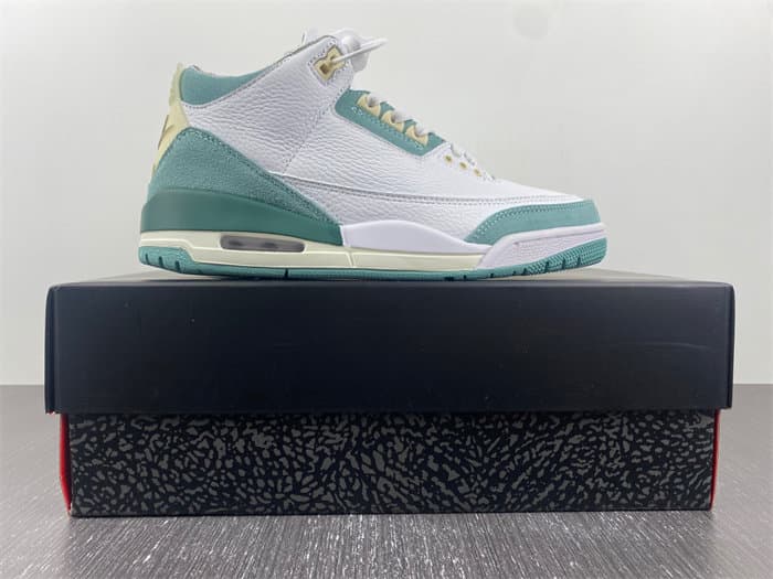 JRD 3 Retro CT8532-130