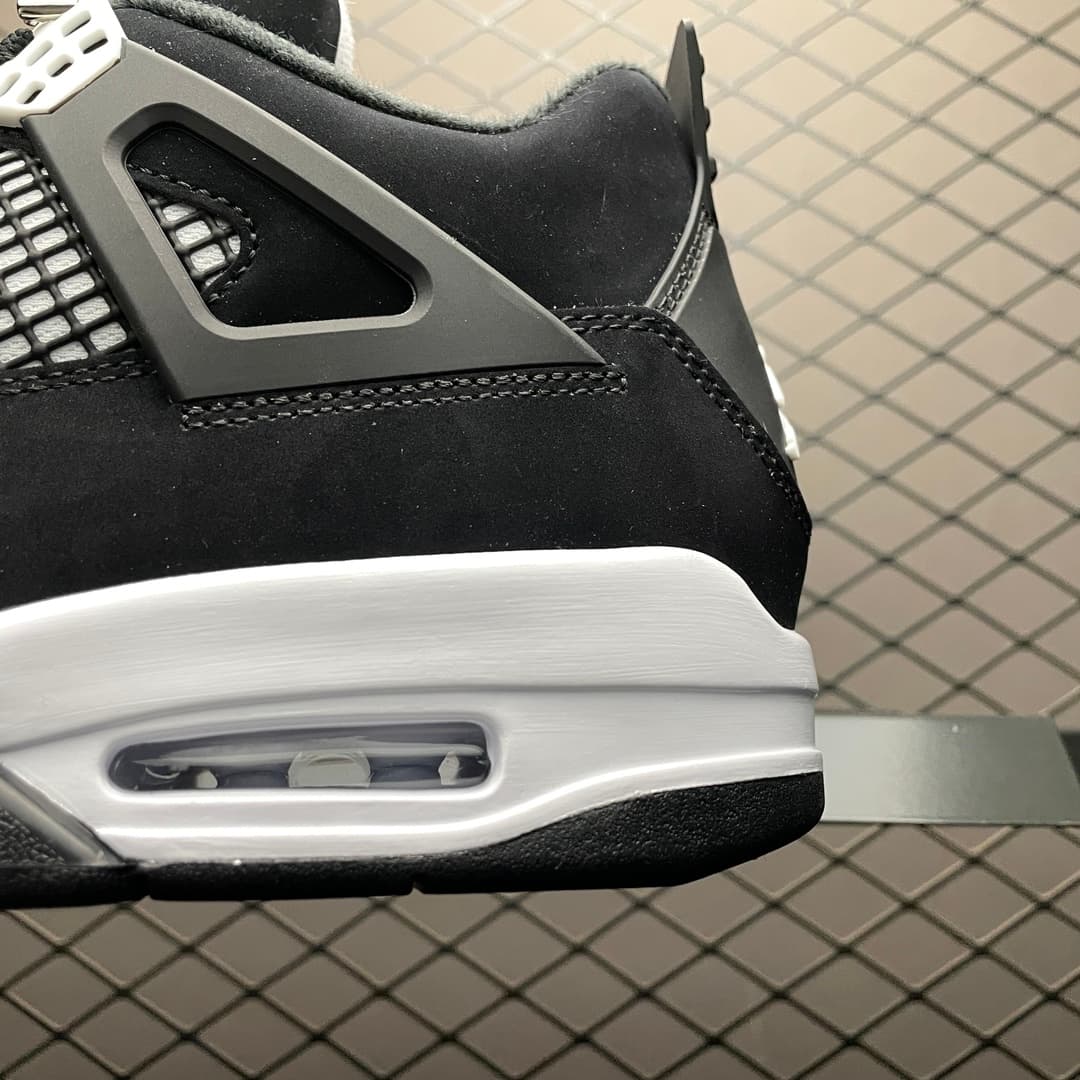 JRD 4 Retro " White Thunder "