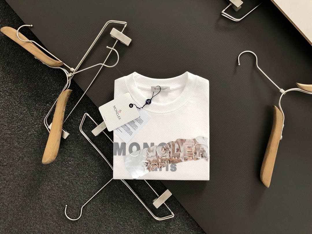 MONC Silver-plated with bright lettering-shirt