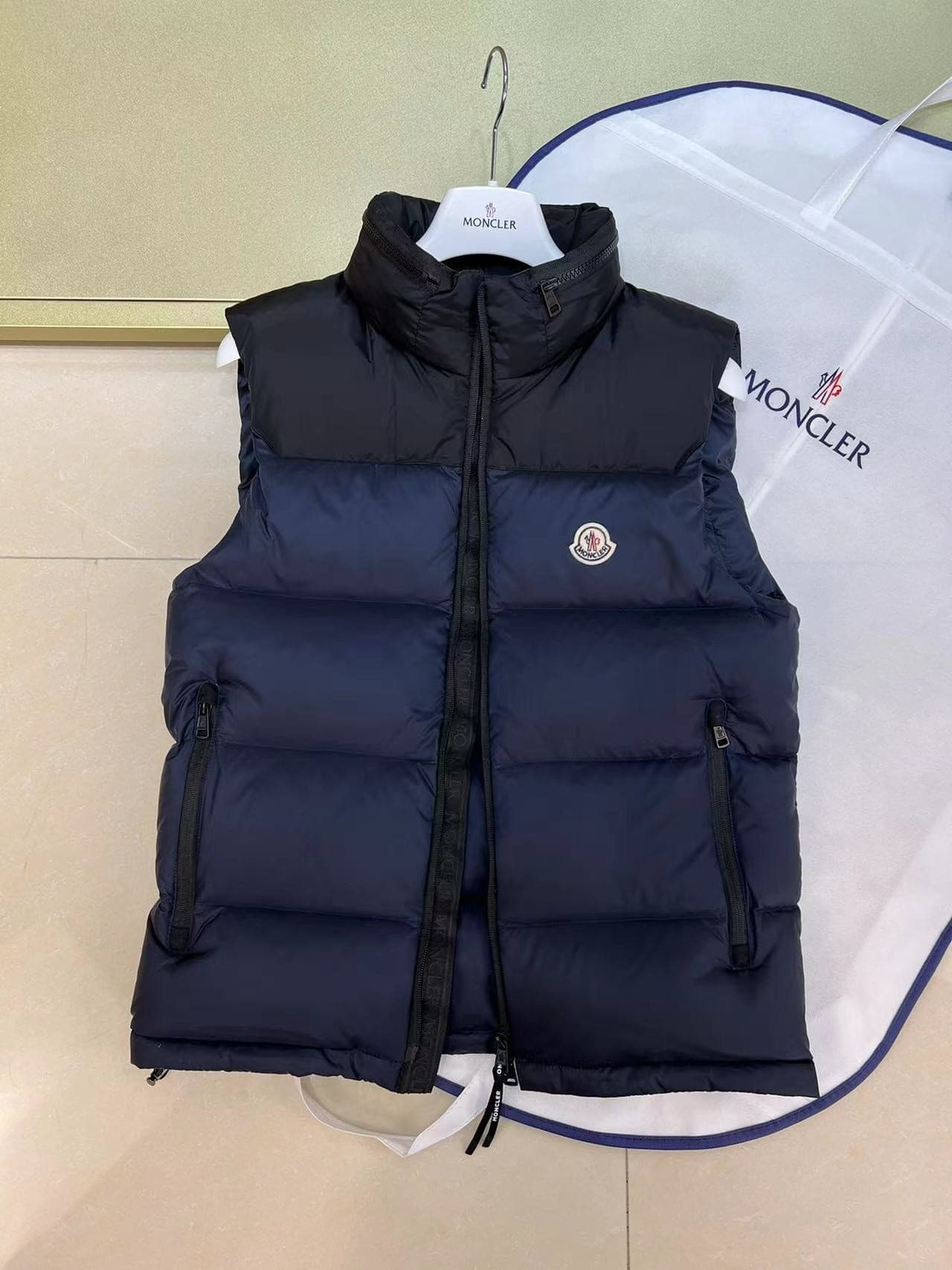 MONC Fraent Opys autumn and winter new vest