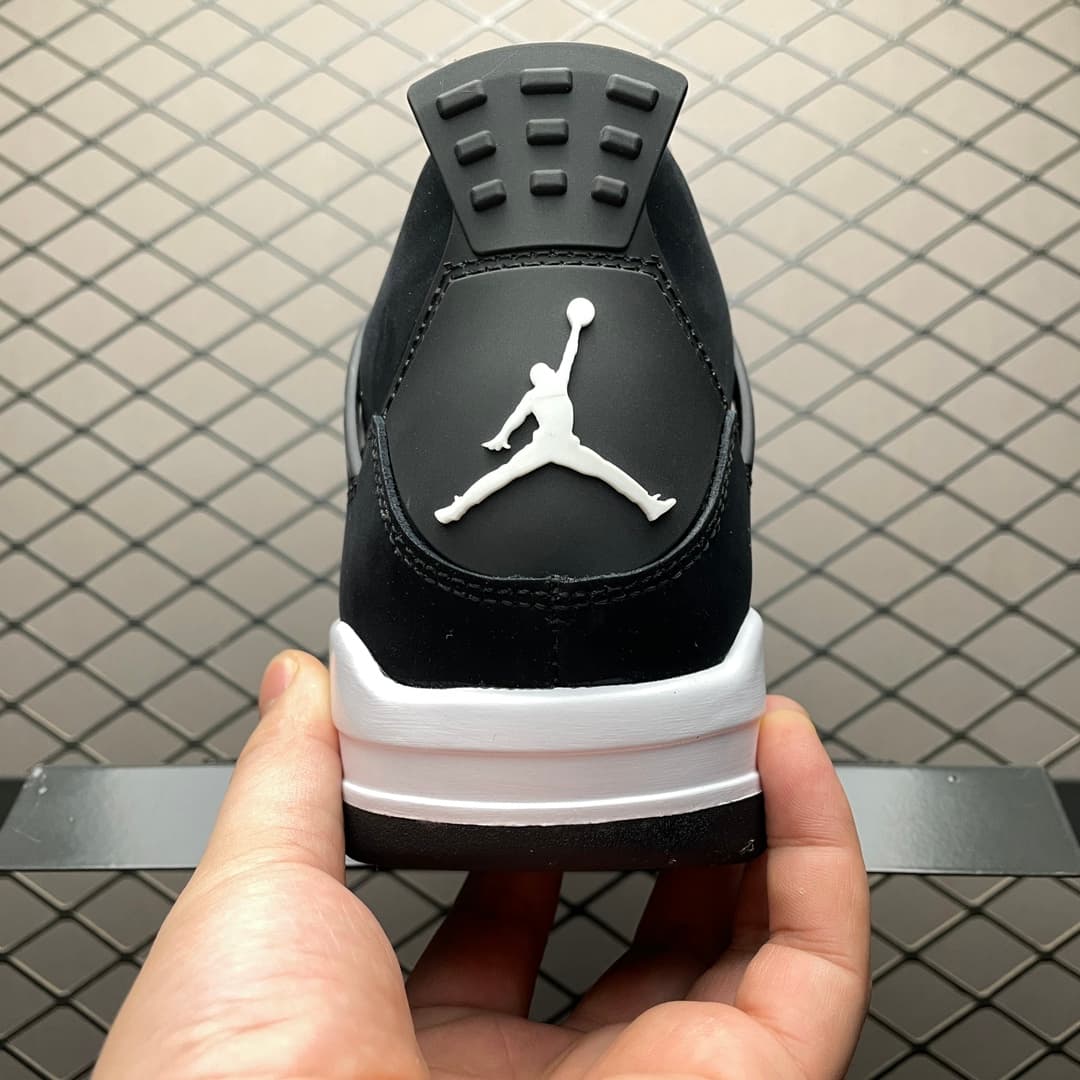 JRD 4 Retro " White Thunder "