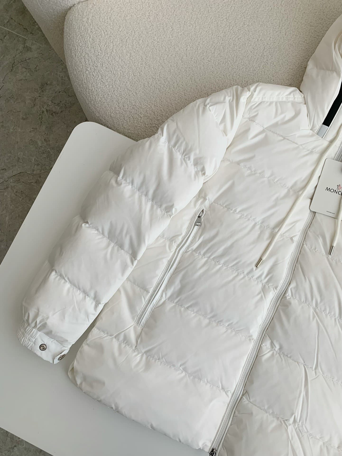 MONC Montbeliard down jacket