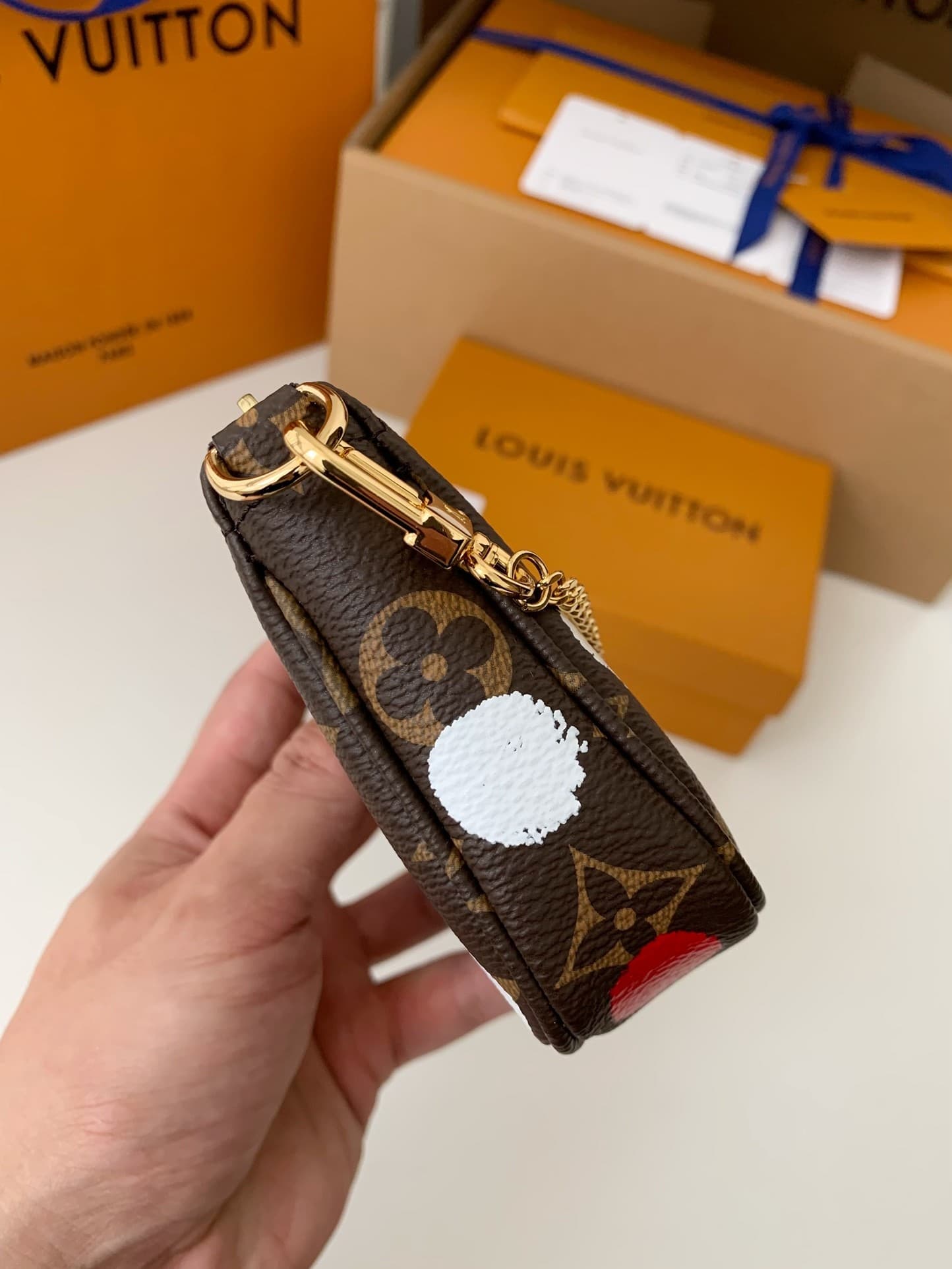 L X V x YK MINI POCHETTE ACCESSOIRES 15.5*10.5*4cm