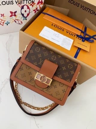 L X V MINI DAUPHINE handbag, large Daphne M45958, size: 25*17*10cm