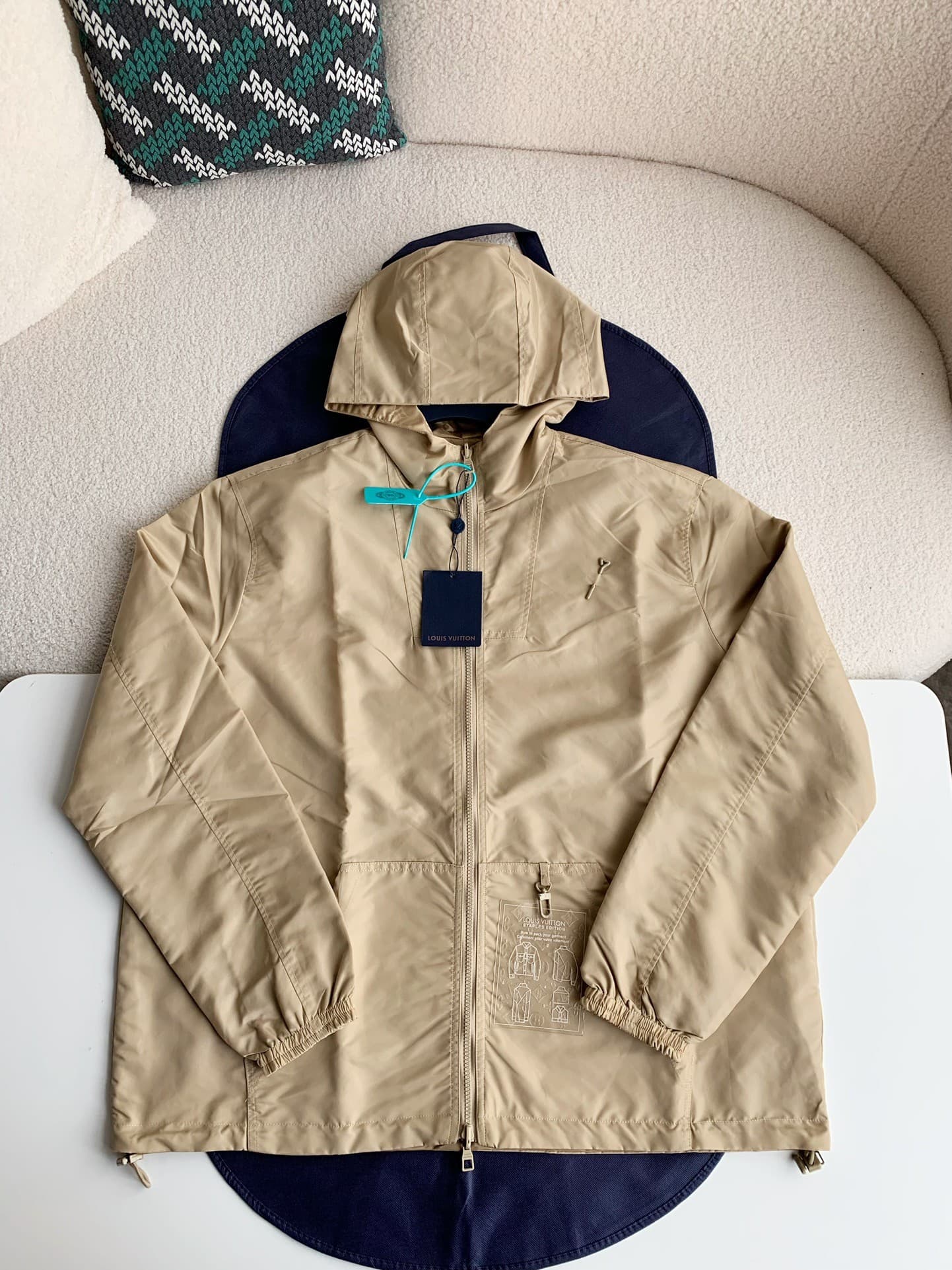 L X V Jackets