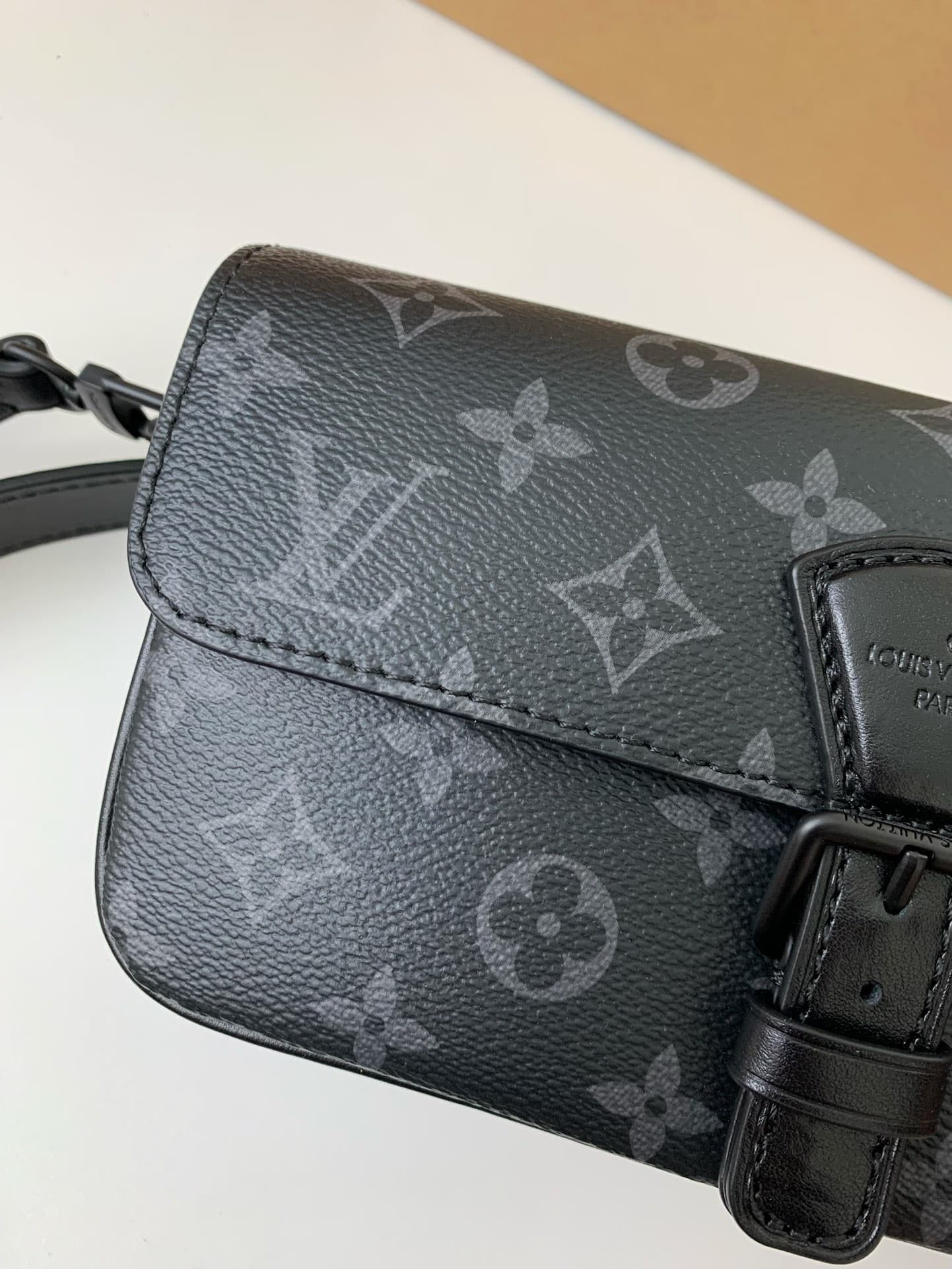 L X V New season Montsouris Mini Bag M83567 Size:22*12*6cm