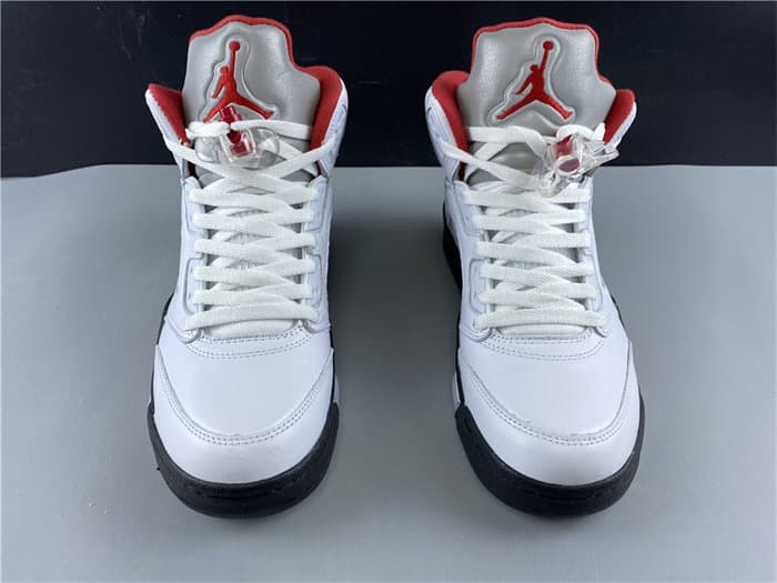 JRD5 Fire Red Silver Tongue DA1911-102