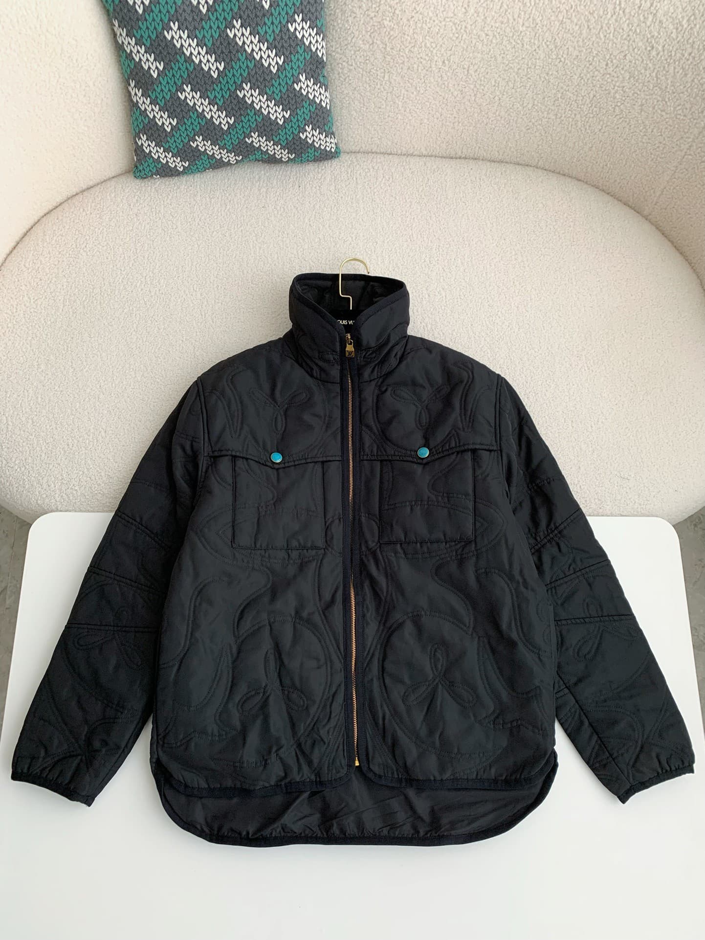 L X V Jackets