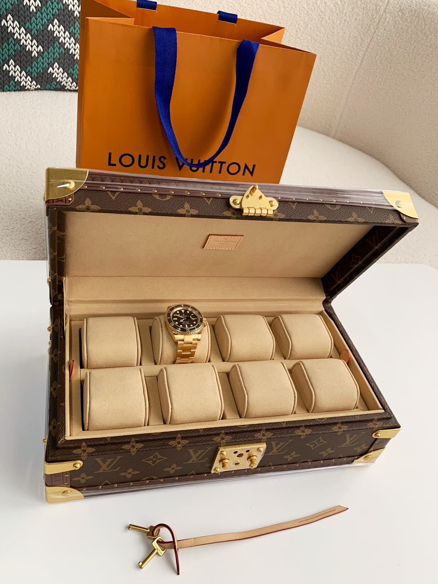 L X V Watch Storage Box Size:34*18*11cm