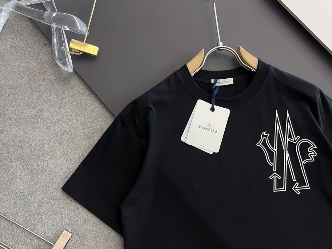 MONC 24 styles of heavy embroidery T-shirt