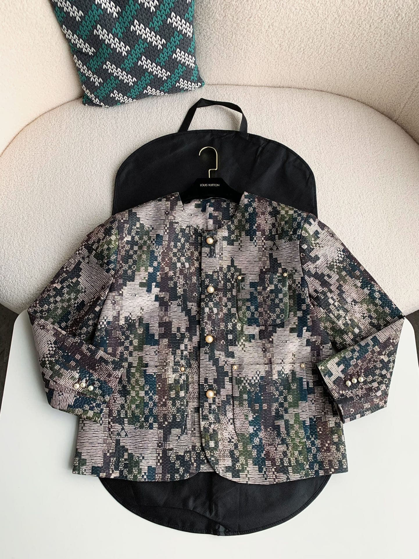 L X V Jackets