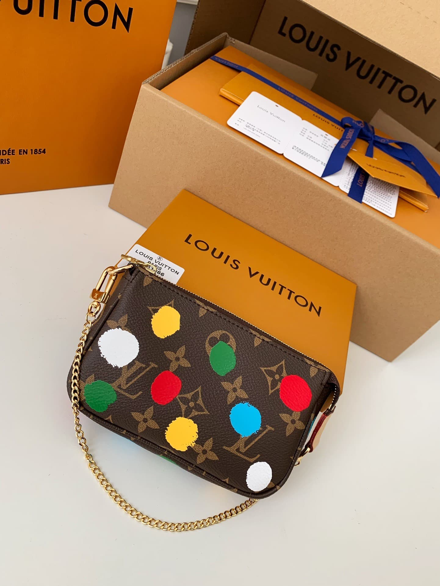 L X V x YK MINI POCHETTE ACCESSOIRES 15.5*10.5*4cm