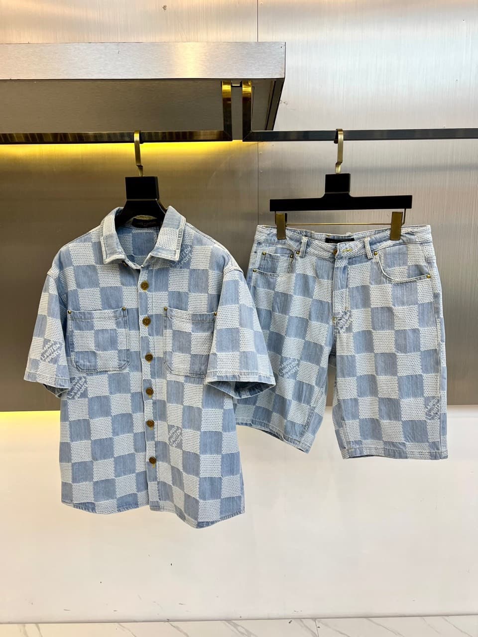L X V T-Shirt Shorts (Suit)
