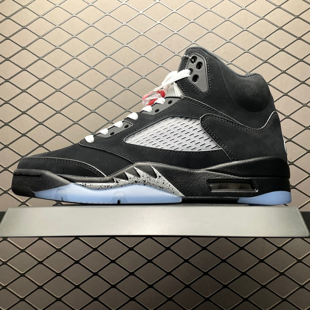 Air JRD 5 Retro " Black Metallic Reimagined HF3975-001