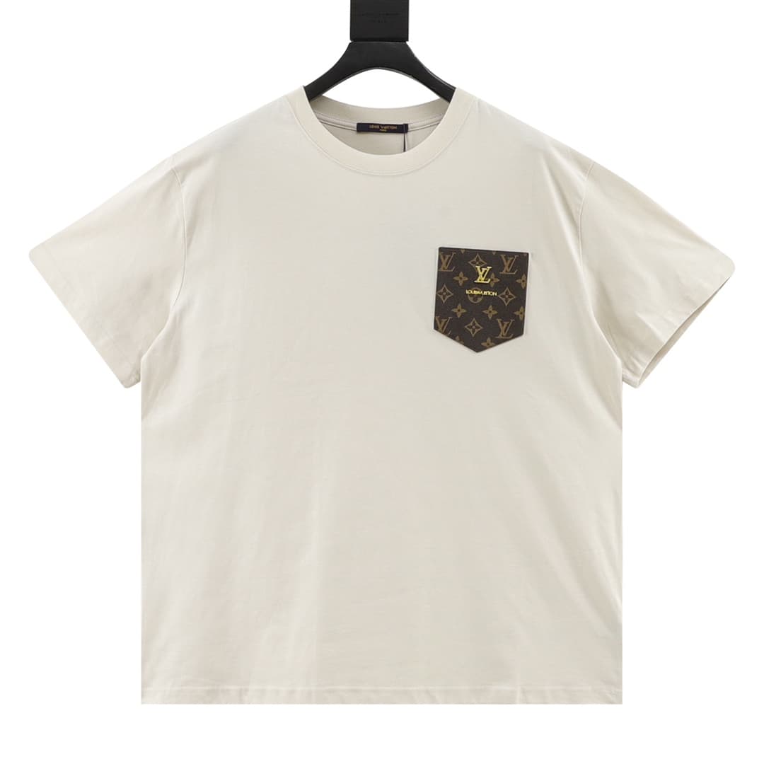 L X V Logo lettering T-shirt