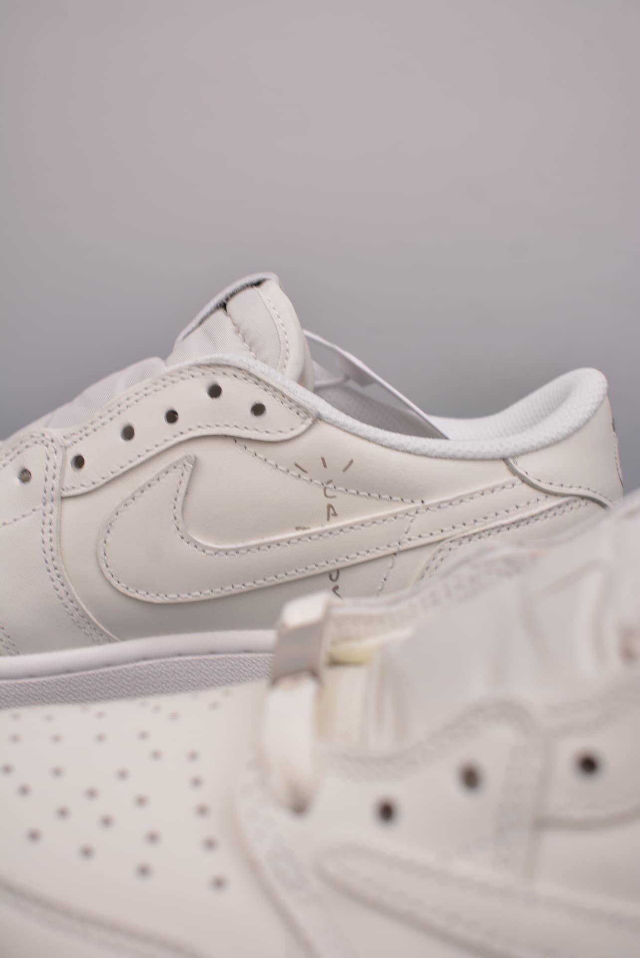 JRD 1 Retro Low Fraent x Travis Scott