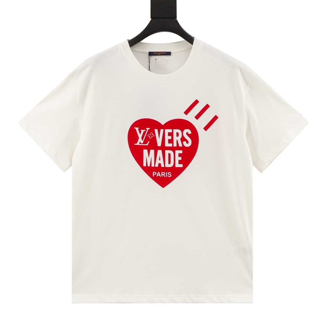 L X V Logo lettering T-shirt