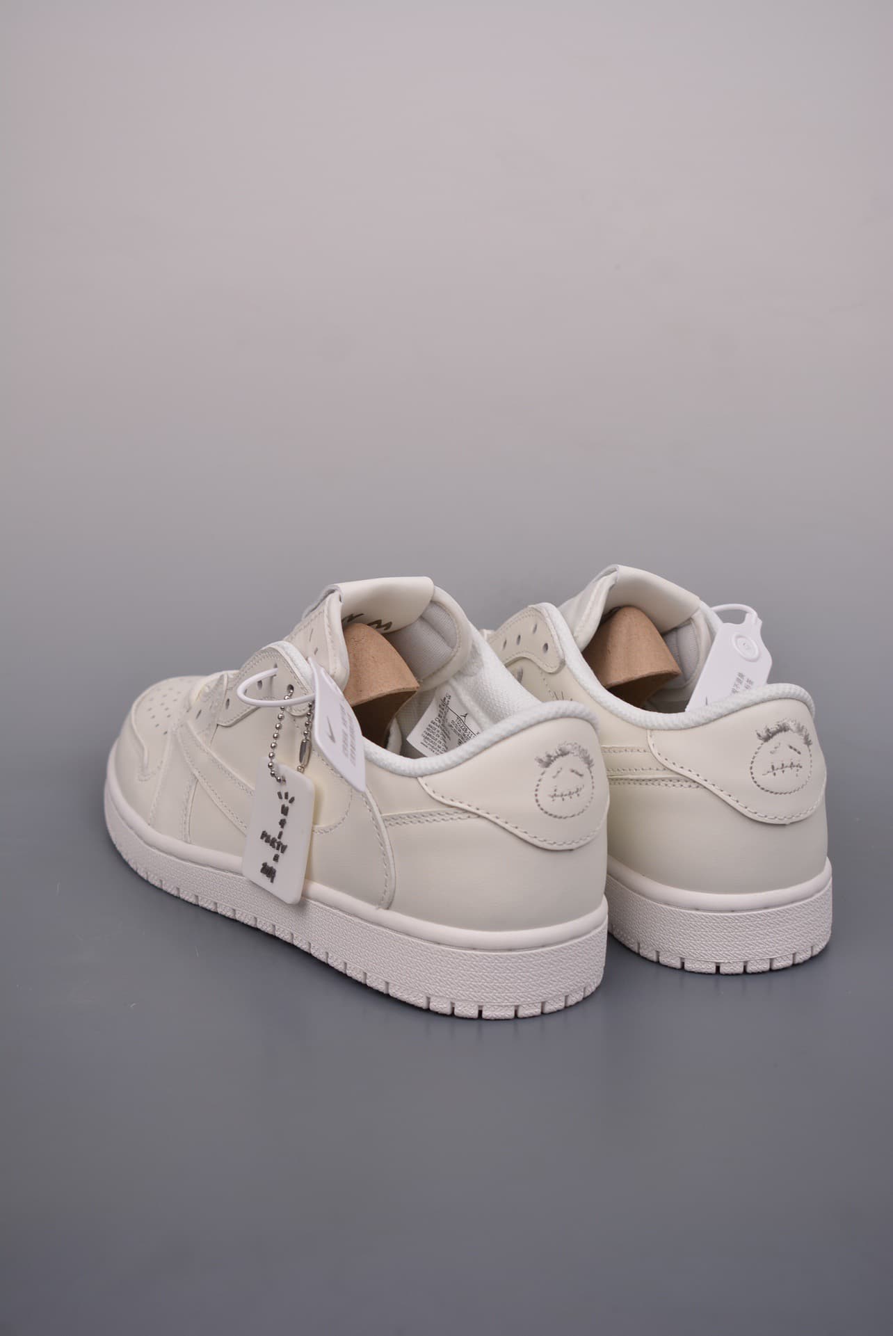 JRD 1 Retro Low Fraent x Travis Scott
