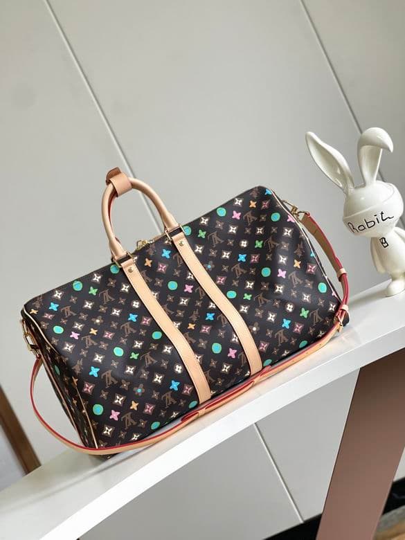 L X V travelling bag 45X27X20cm