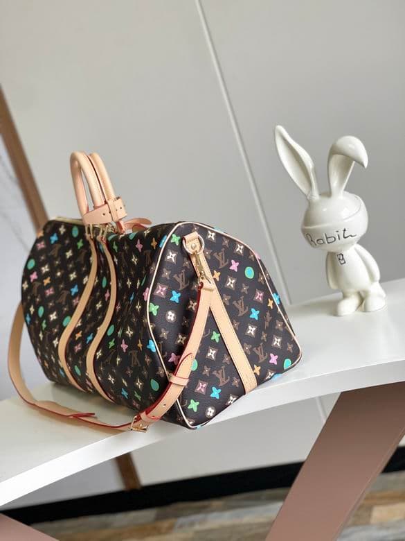 L X V travelling bag 45X27X20cm
