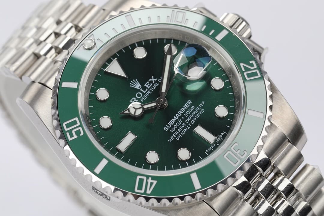 RLX Submariner Series 40 Men's Watch