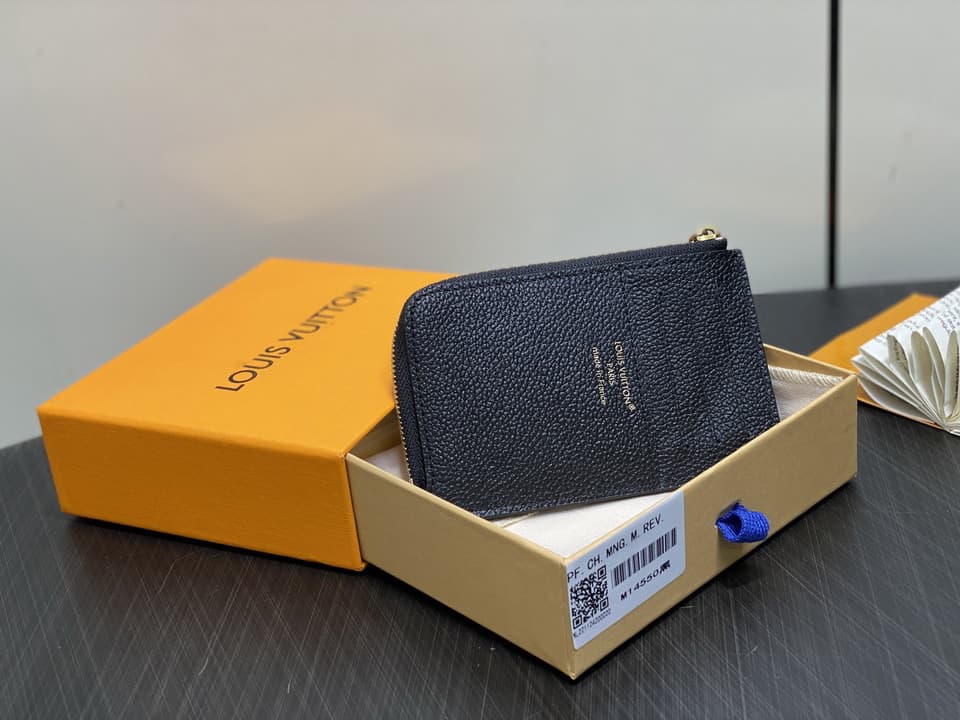 L X V CARD HOLDER