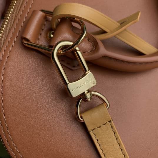 L X V Handbag 32x25x16cm