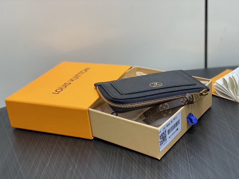 L X V CARD HOLDER