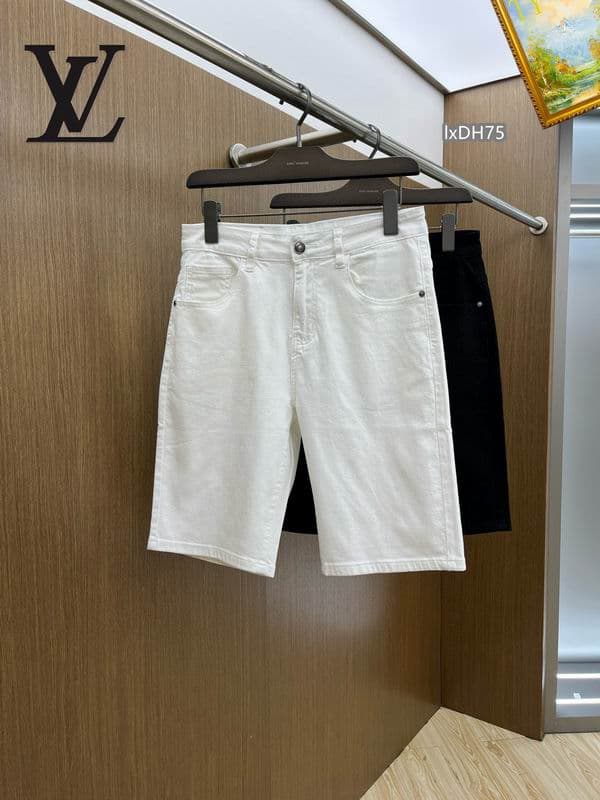 L X V Shorts