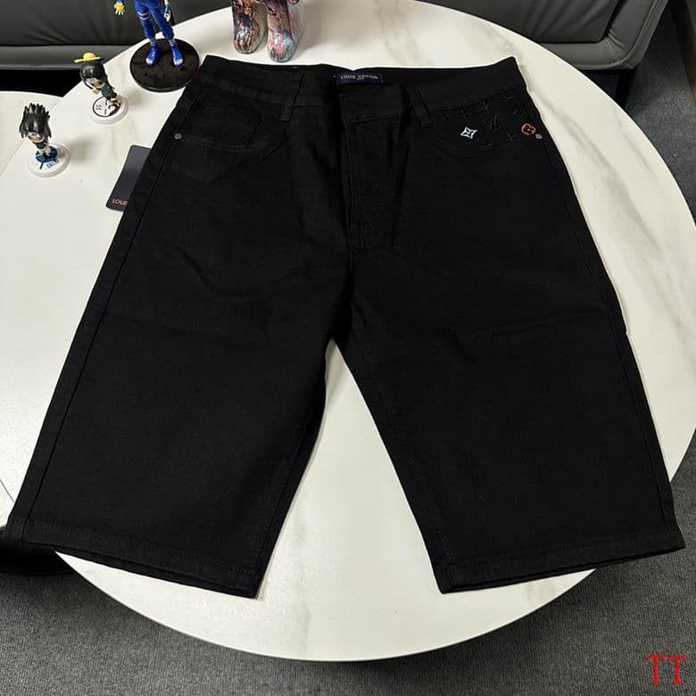 L X V Shorts