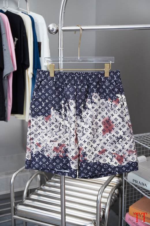 L X V Shorts