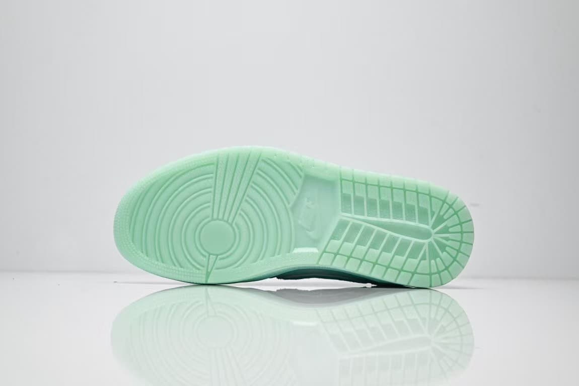 Air JRD 1 Low HQ8111 300