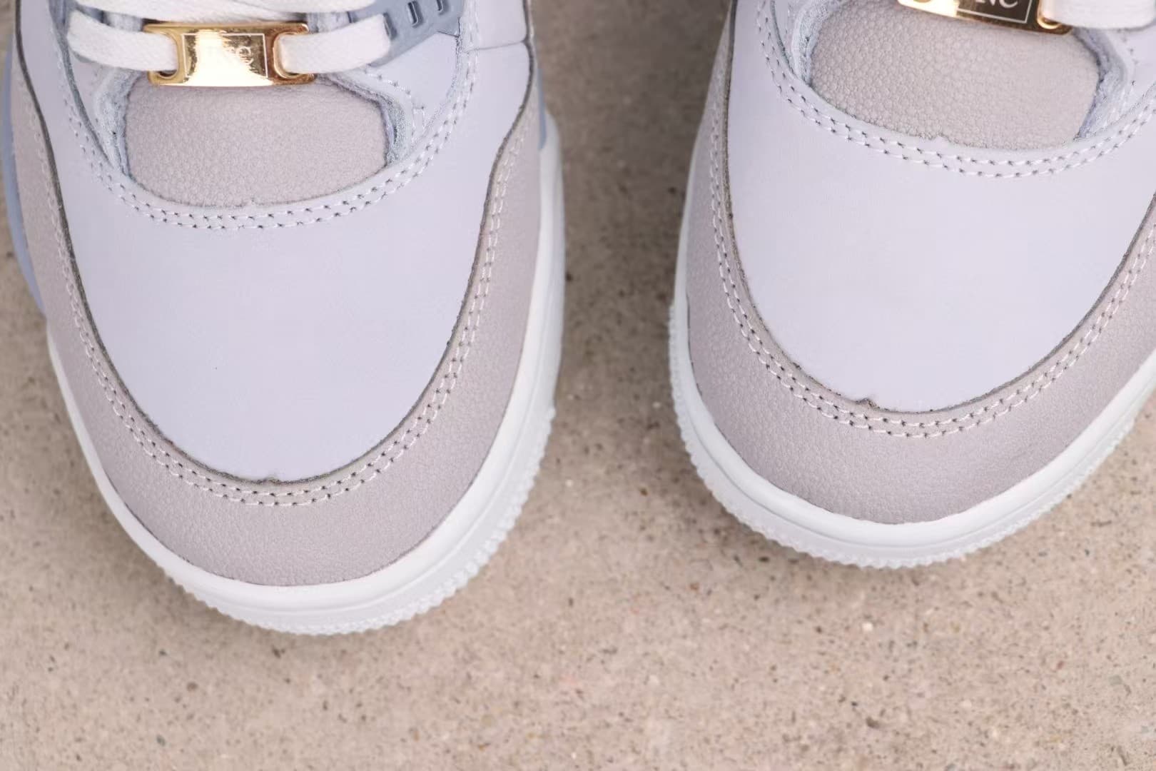 JRD 4 WMNS AIR 4 RETRO HV9204-407
