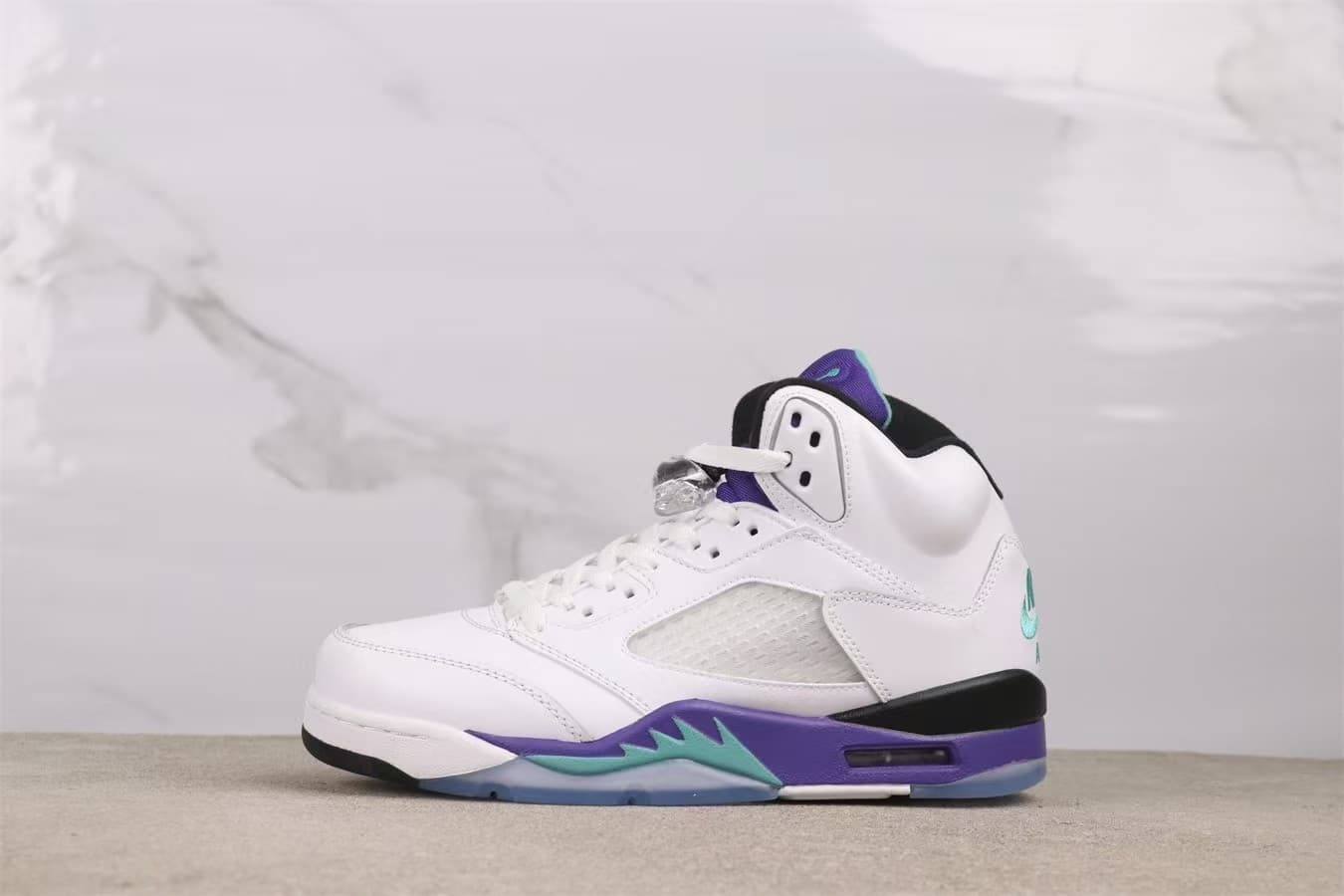 JRD 5 OG “Grape” HQ7978-100