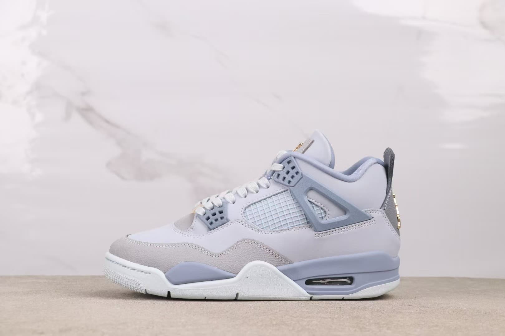 JRD 4 WMNS AIR 4 RETRO HV9204-407
