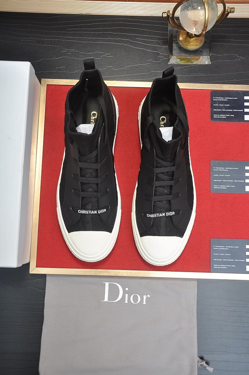 DR Sneaker
