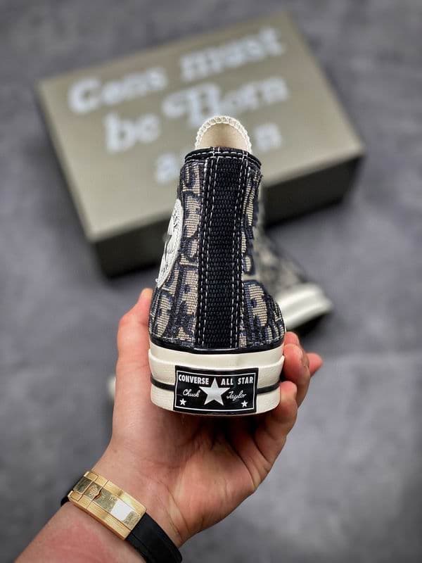 DR x CV Sneaker