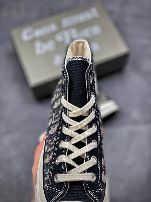 DR x CV Sneaker