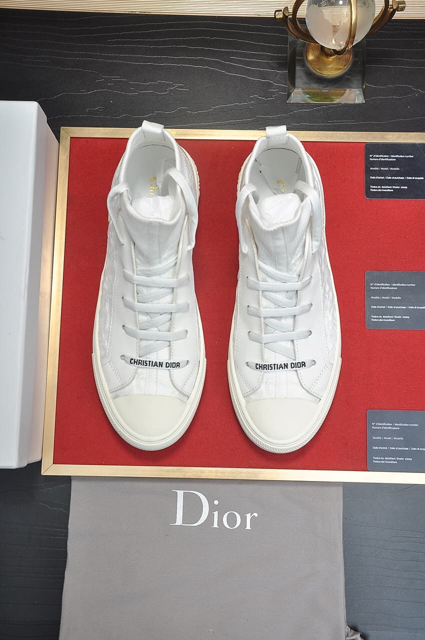DR Sneaker