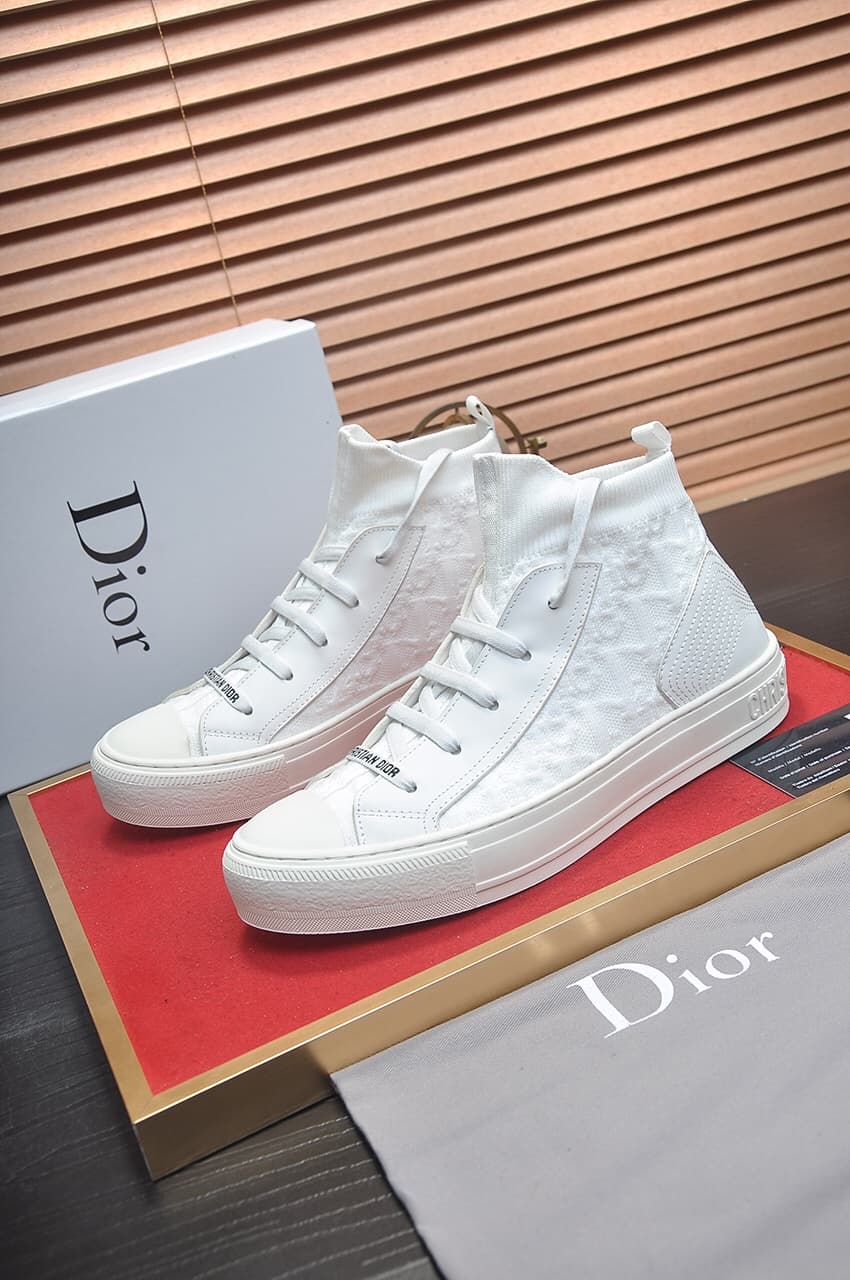 DR Sneaker