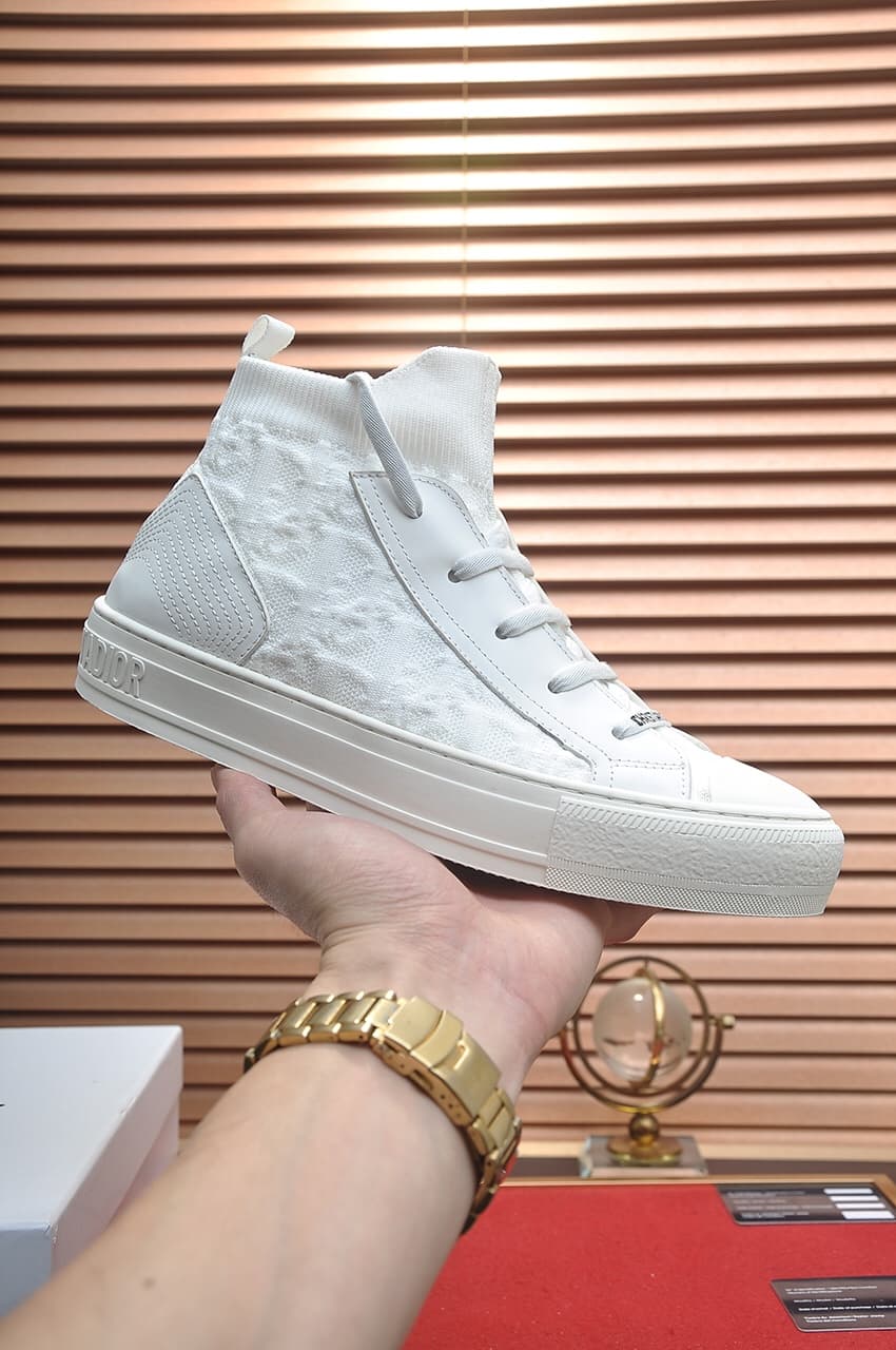 DR Sneaker
