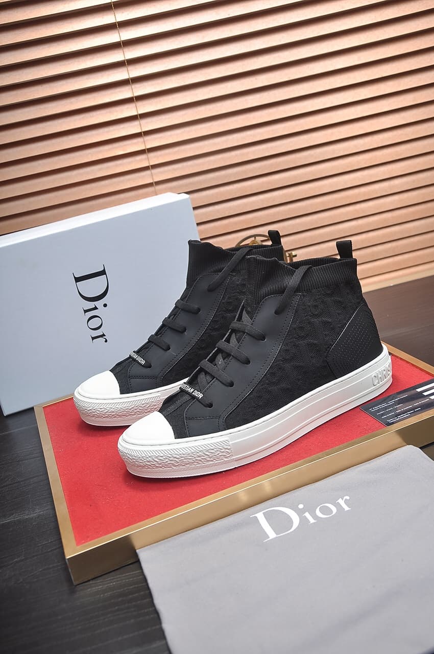 DR Sneaker