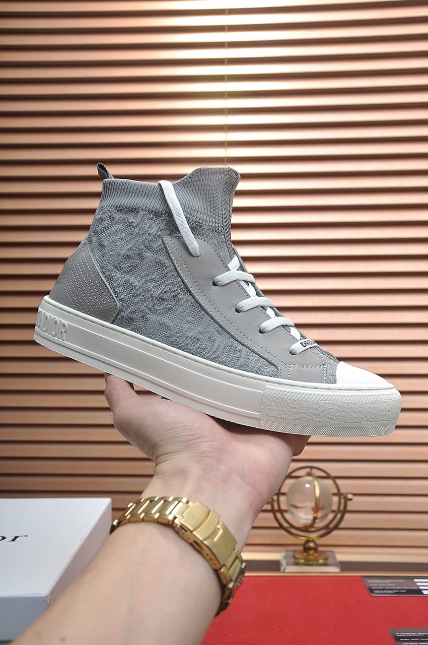 DR Sneaker