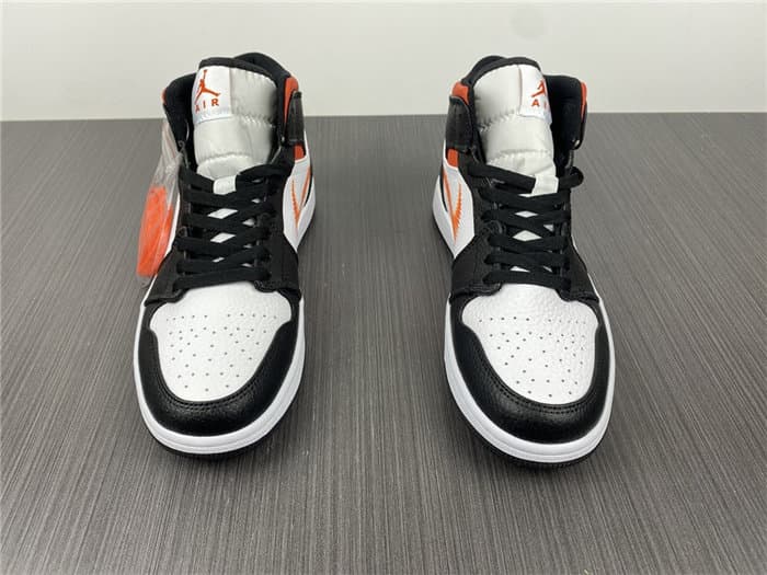 JRD1 Mid Zig Zag DN4929-100
