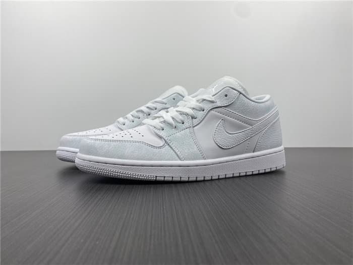 JRD1 Triple White Tumbled Leather 553558-130