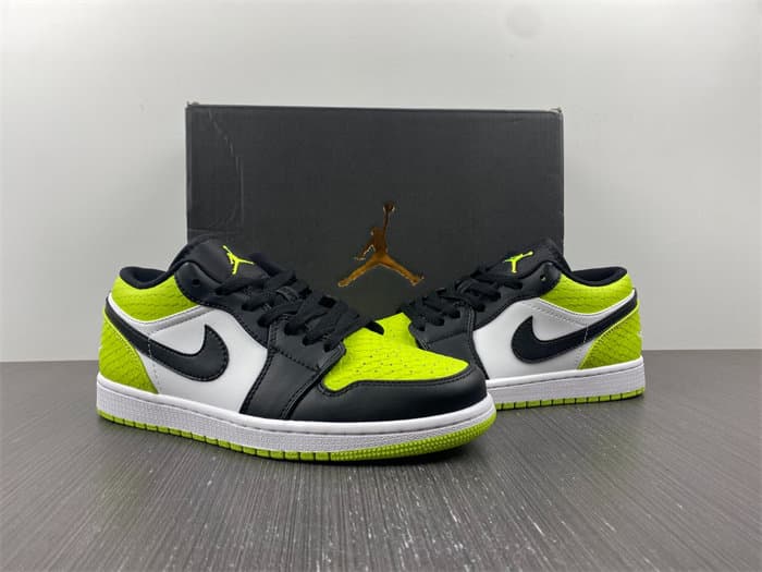 JRD 1 Low Snakeskin Vivid Green DX4446-301