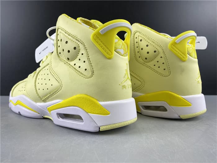 JRD6 Dynamic Yellow Floral 543390-800