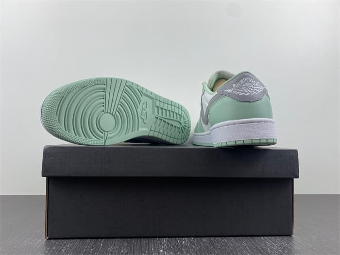 NK Air JRD1 Low OG CZ0790-100